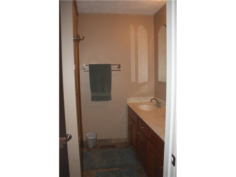 1726 Brer Rabbit Drive Greenwood, IN 46143 - Photo 9 of 14 Gallery Image 9