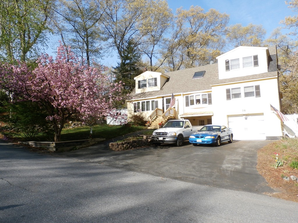 14 Hilltop Road Billerica, MA 01821 - Photo 1 of 30 Gallery Image 1