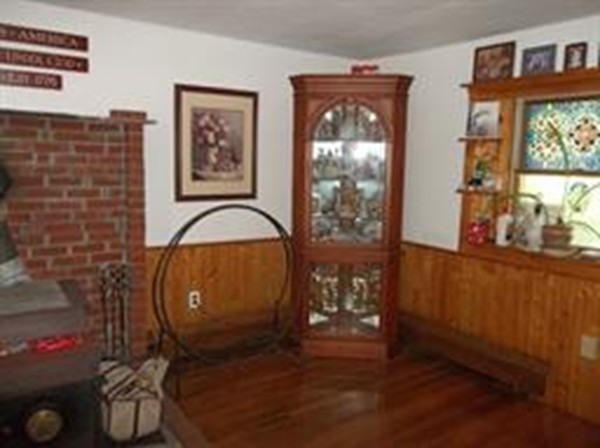 14 Hilltop Road Billerica, MA 01821 - Photo 16 of 30 Gallery Image 16