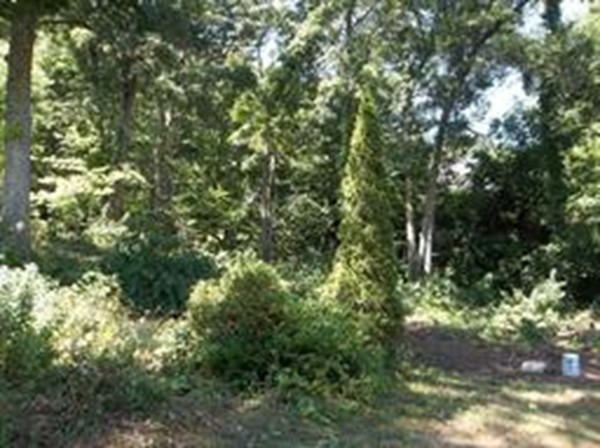 14 Hilltop Road Billerica, MA 01821 - Photo 27 of 30 Gallery Image 27