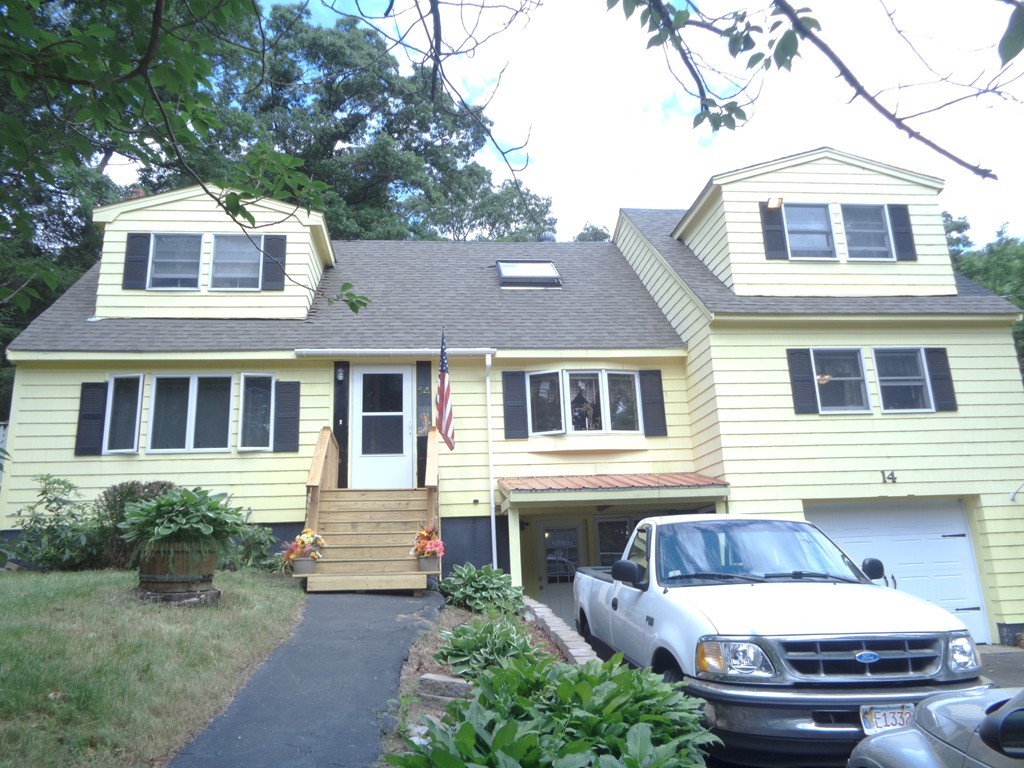14 Hilltop Road Billerica, MA 01821 - Photo 3 of 30 Gallery Image 3