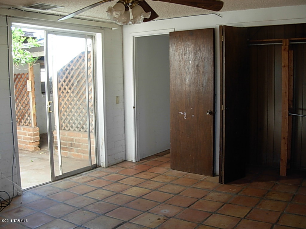 2841 West Bird Road Tucson, AZ 85746 - Photo 12 of 25 Gallery Image 12