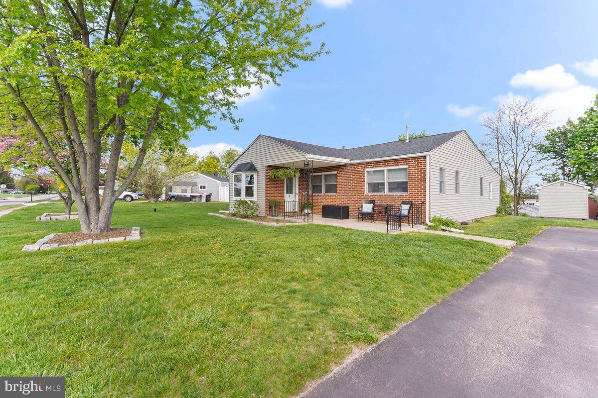 32 Evans Road Norristown, PA 19403 - Photo 1 of 27 Gallery Image 1