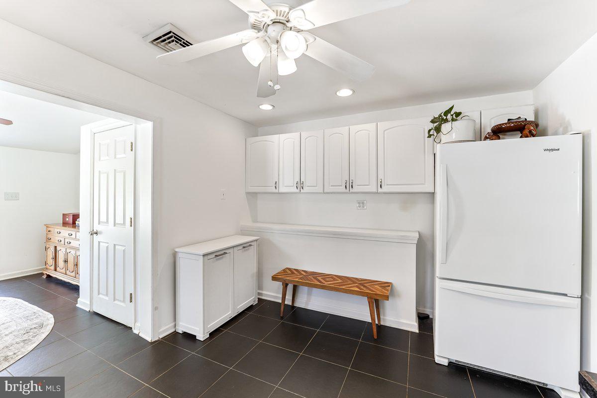 32 Evans Road Norristown, PA 19403 - Photo 14 of 27 Gallery Image 14