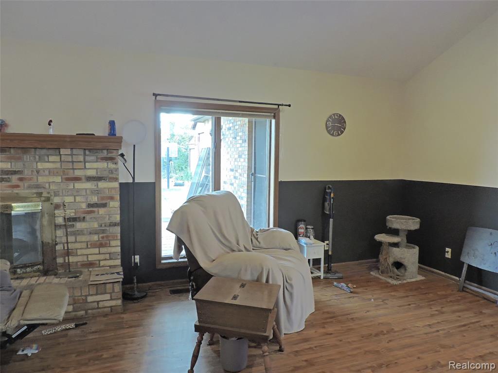 7407 Beecher Road Flint, MI 48532 - Photo 9 of 26