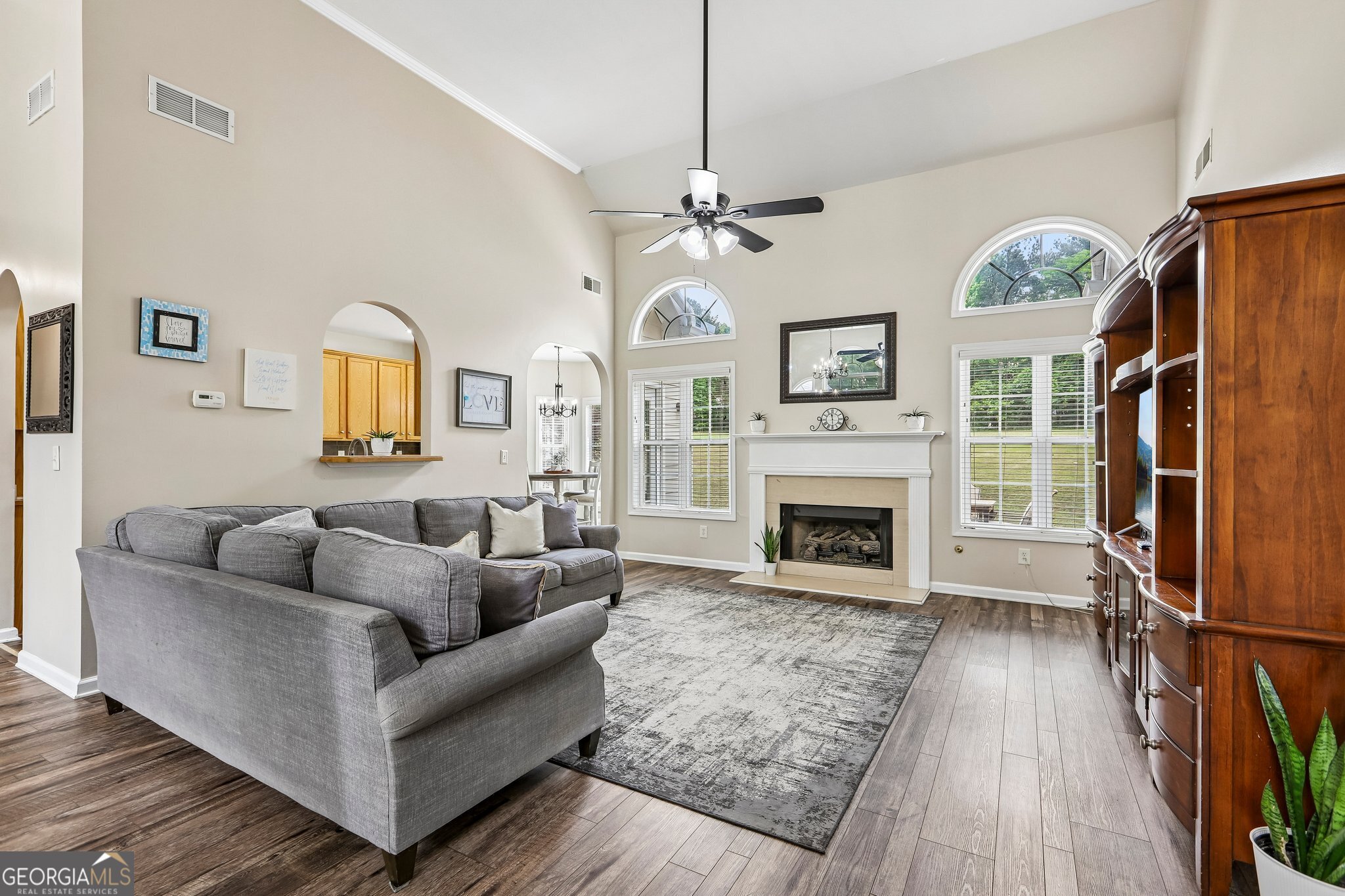 240 East Crestwood Road Tyrone, GA 30290 - Photo 7 of 34