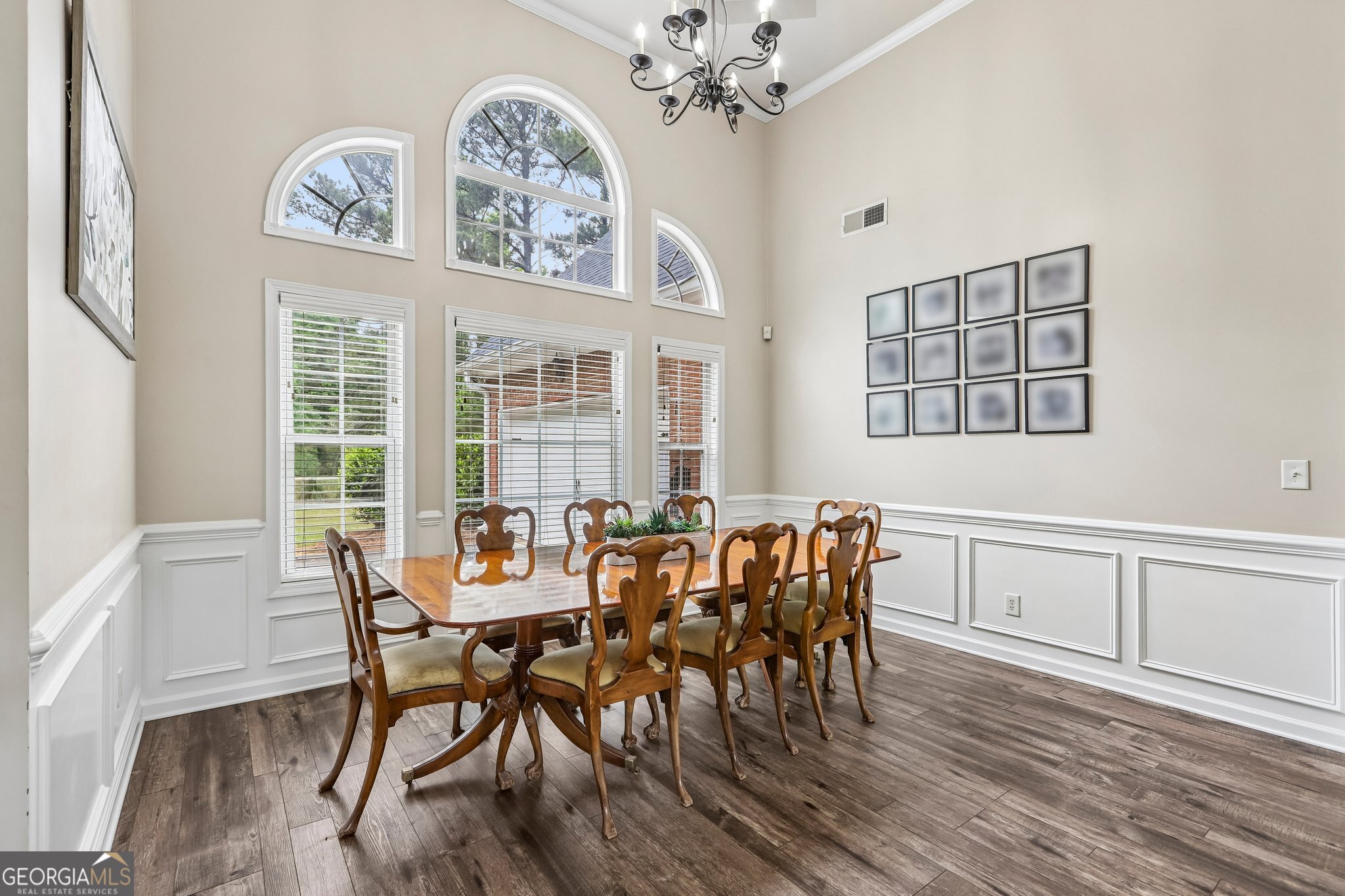 240 East Crestwood Road Tyrone, GA 30290 - Photo 9 of 34