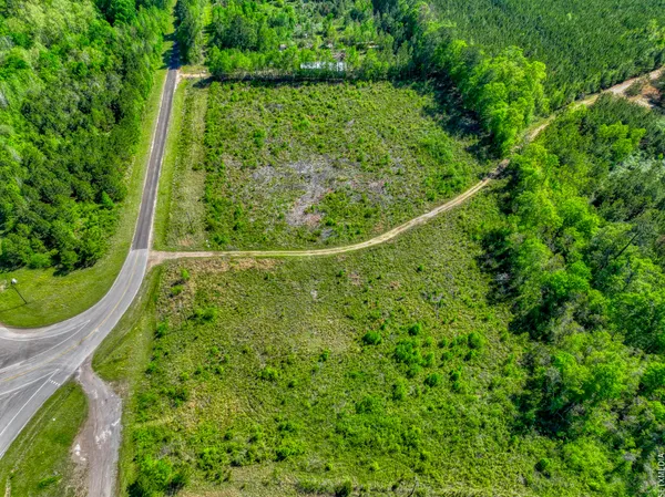 $500,000 | 1 County Road 296, Jasper, TX 75951