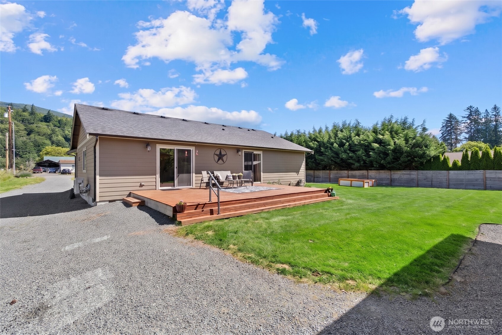 31016 West Main Street Lyman, WA 98263 - Photo 25 of 38