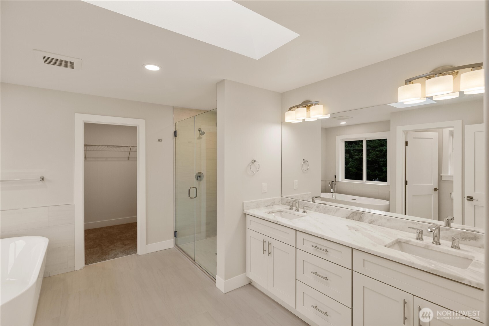 15518 56th Avenue West Edmonds, WA 98026 - Photo 22 of 40