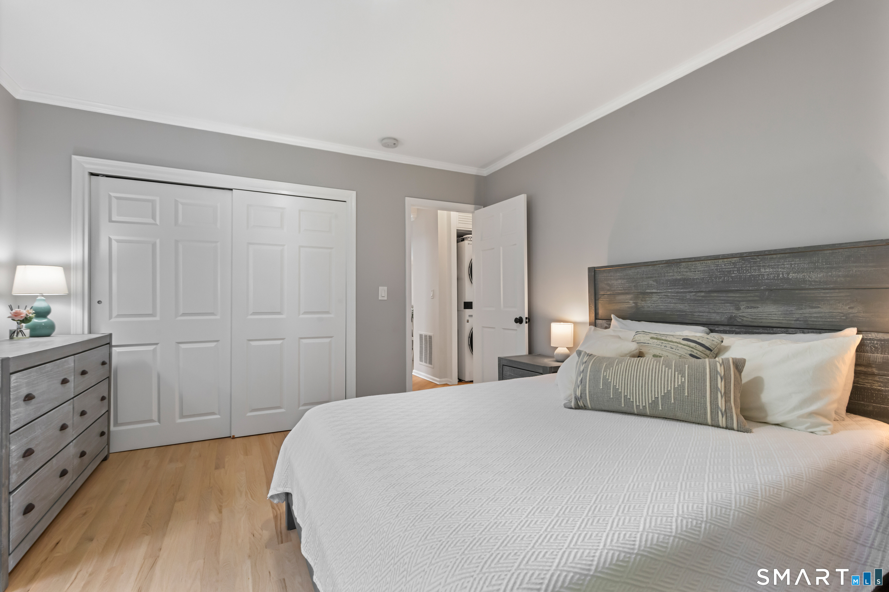 98 Valley Road, Unit 15 Greenwich, CT 06807 - Photo 15 of 23 Gallery Image 15