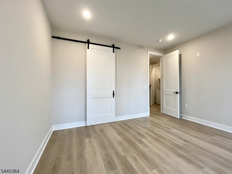 104 Myrtle Road Warren, NJ 07059 - Photo 9 of 21