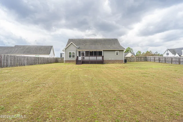 $2,000 | 186 Ashcroft Court, Raeford, NC 28376