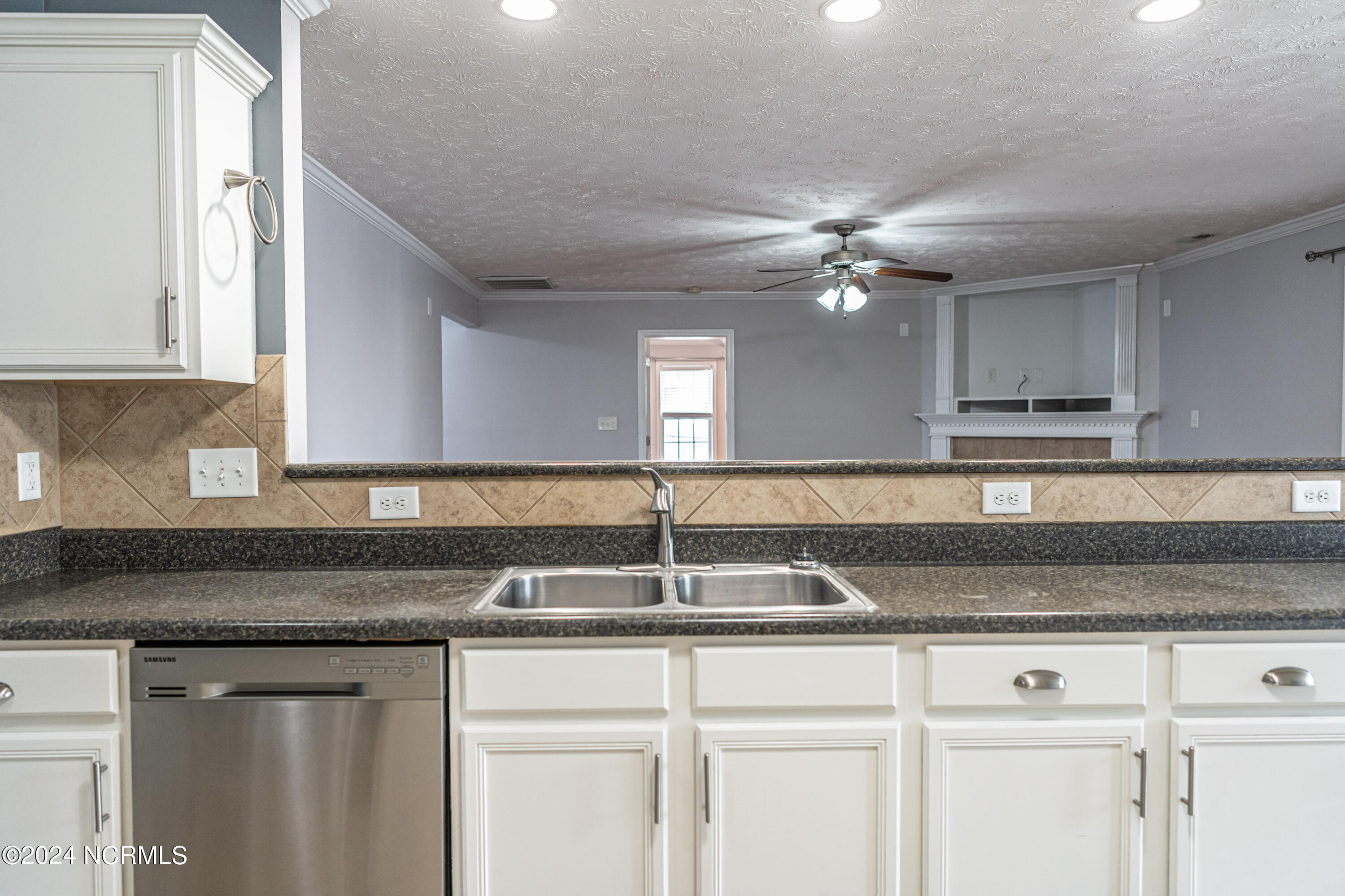 186 Ashcroft Court Raeford, NC 28376 - Photo 18 of 47 DSC00452