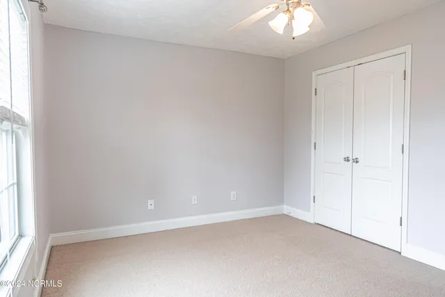 $2,000 | 186 Ashcroft Court, Raeford, NC 28376