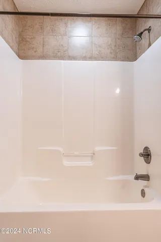 $2,000 | 186 Ashcroft Court, Raeford, NC 28376