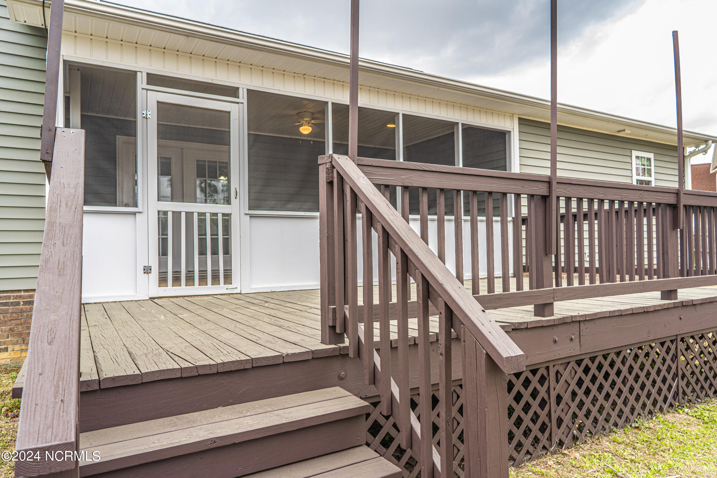 186 Ashcroft Court Raeford, NC 28376 - Photo 8 of 47 DSC00440