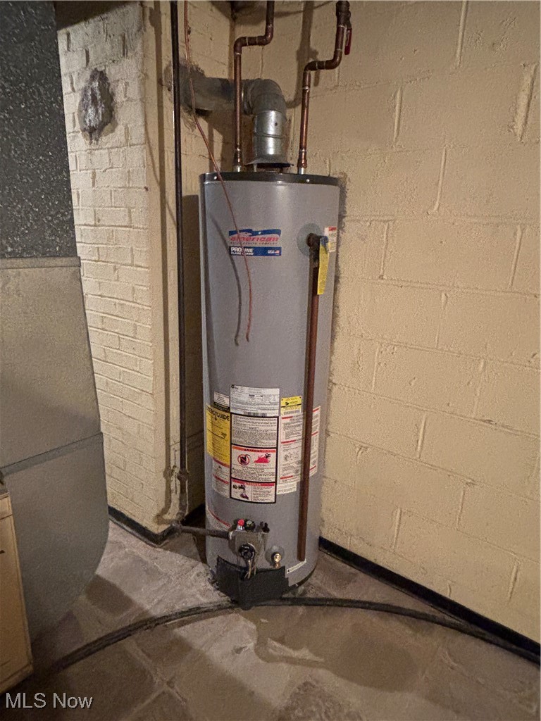 4308 Silsby Road University Heights, OH 44118 - Photo 20 of 28 Utilities featuring gas water heater