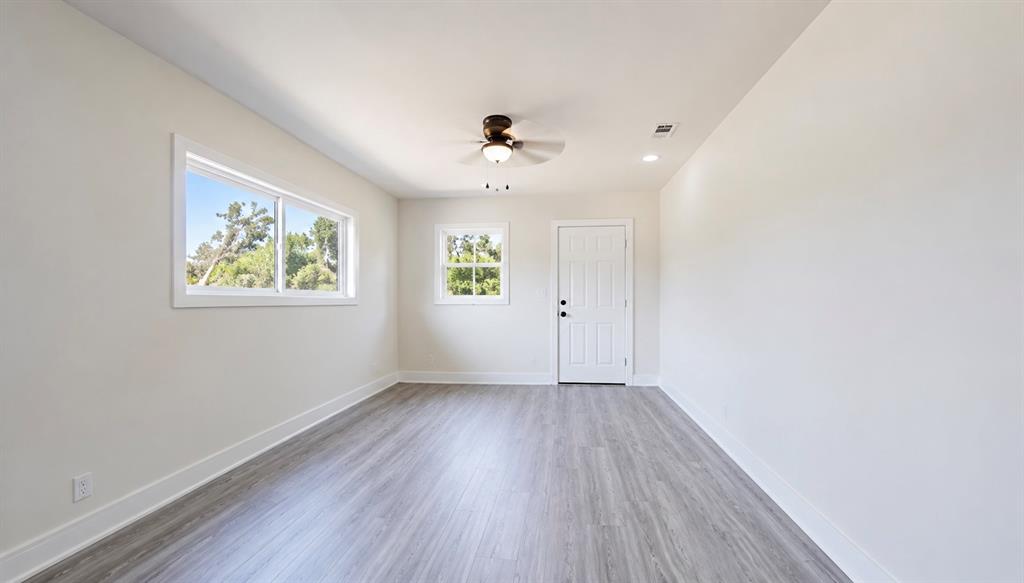 7061 Base Street Azle, TX 76020 - Photo 4 of 13 Gallery Image 4