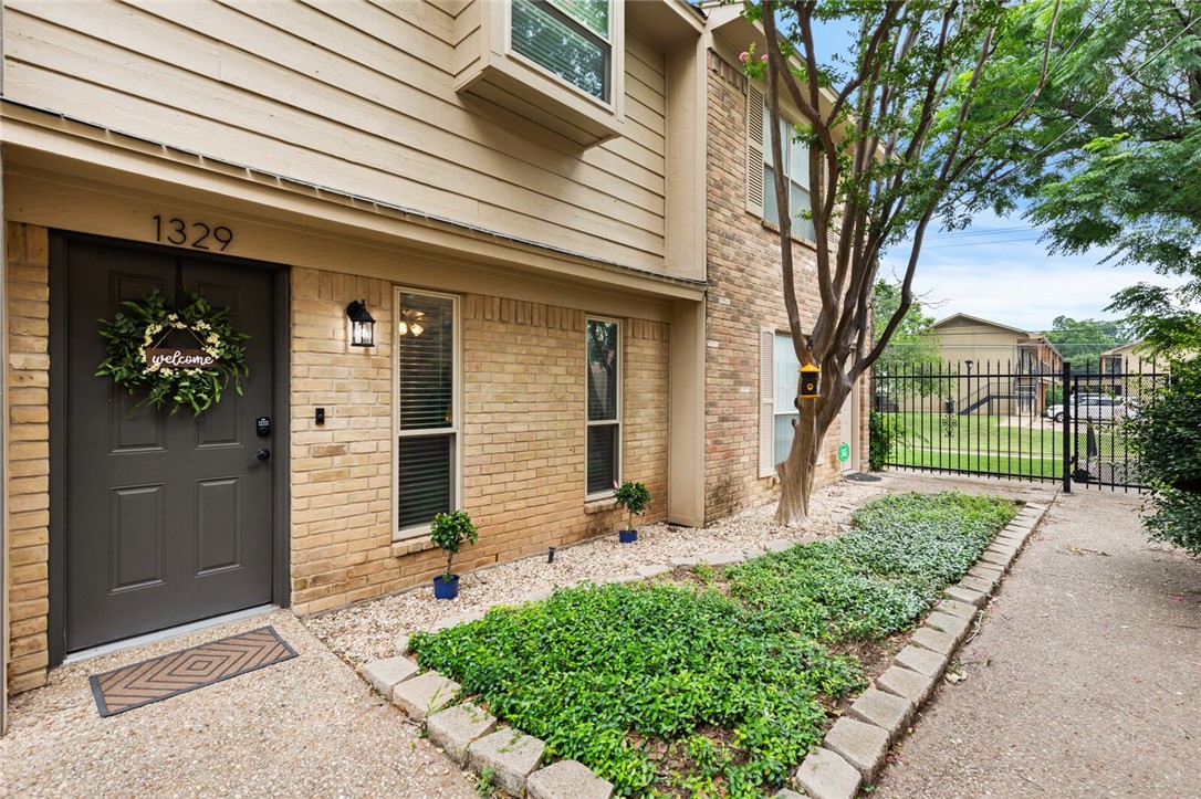 1329 11th Street South, Unit A11 Waco, TX 76706 - Photo 1 of 1