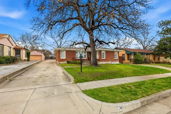 $320,000 | 3013 Primrose Avenue, Fort Worth, TX 76111