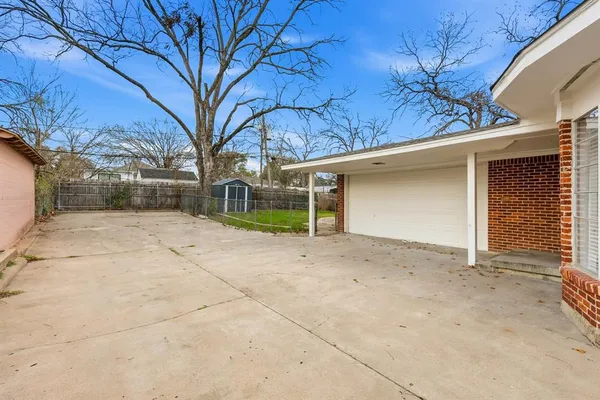 $320,000 | 3013 Primrose Avenue, Fort Worth, TX 76111