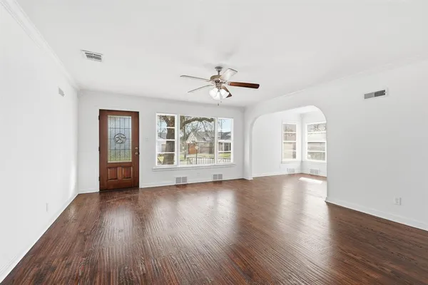 $320,000 | 3013 Primrose Avenue, Fort Worth, TX 76111
