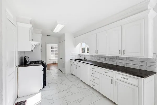 $320,000 | 3013 Primrose Avenue, Fort Worth, TX 76111