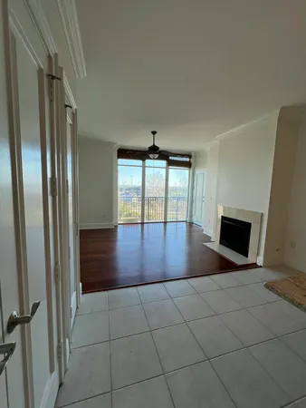 $5,000 | 261 South Plaza Court, Unit 508, Mount Pleasant, SC 29464