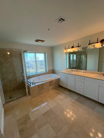 $6,500 | 261 South Plaza Court, Unit 508, Mount Pleasant, SC 29464