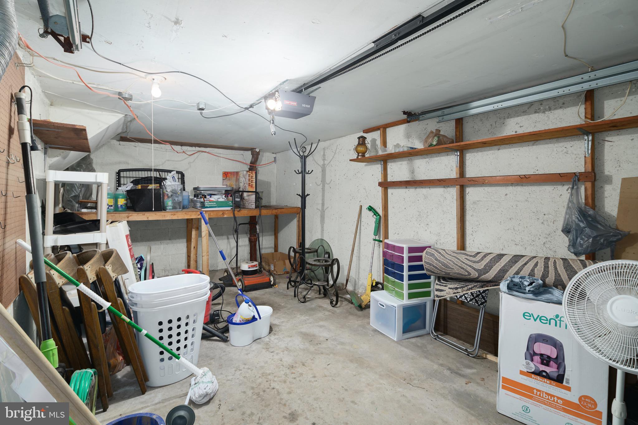 3327 Lester Road Philadelphia, PA 19154 - Photo 21 of 23