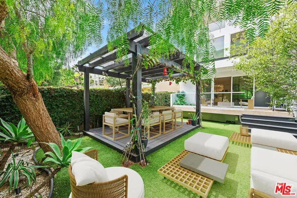 $8,995 | 29 Yawl Street, Unit A, Marina del Rey, CA 90292