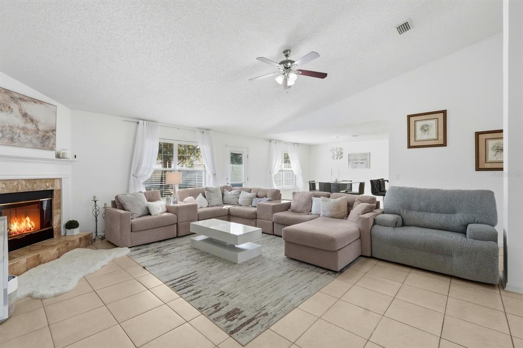6 Reybury Lane Palm Coast, FL 32164 - Photo 12 of 52