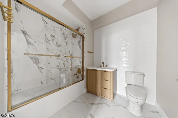 $3,700 | 17 Wickham Street, Unit 202, Passaic, NJ 07055