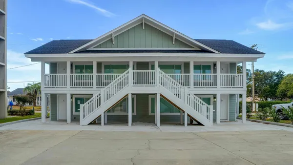 $1,799,000 | 3802 South Ocean Boulevard, North Myrtle Beach, SC 29582