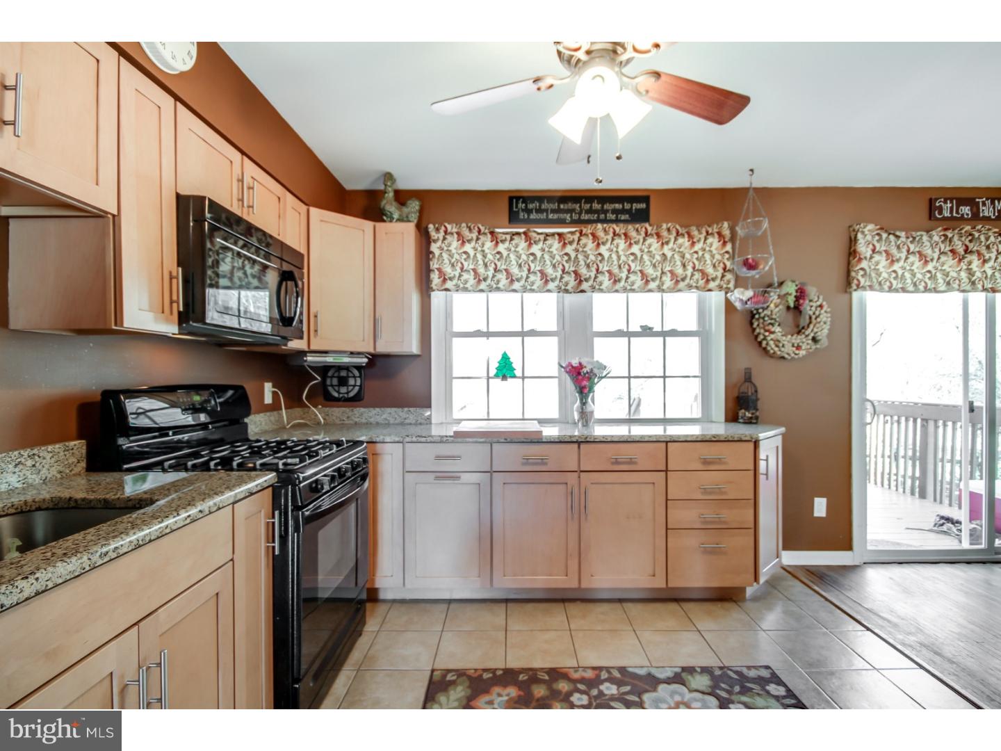 8 Brook Run Road Mount Holly, NJ 08060 - Photo 4 of 19 Gallery Image 4