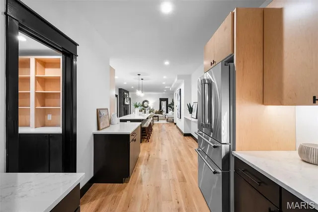 $1,749,999 | 849 Bluespring Lane, Frontenac, MO 63131