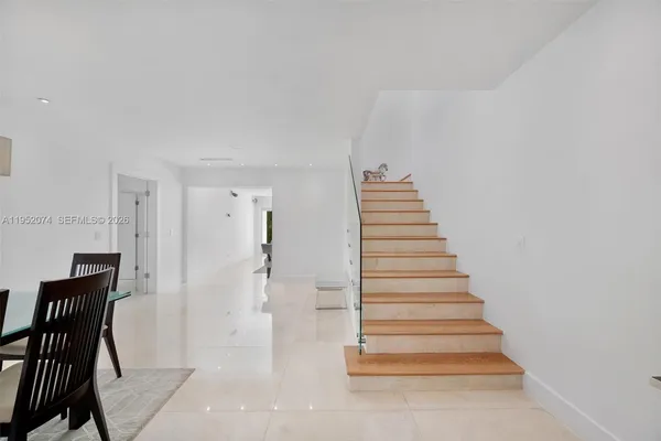 a view of entryway and hall