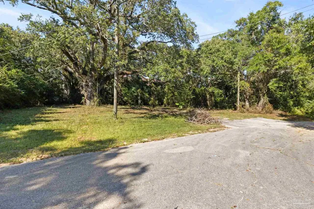 $32,000 | 956 North Hansel Street, Pensacola, FL 32505