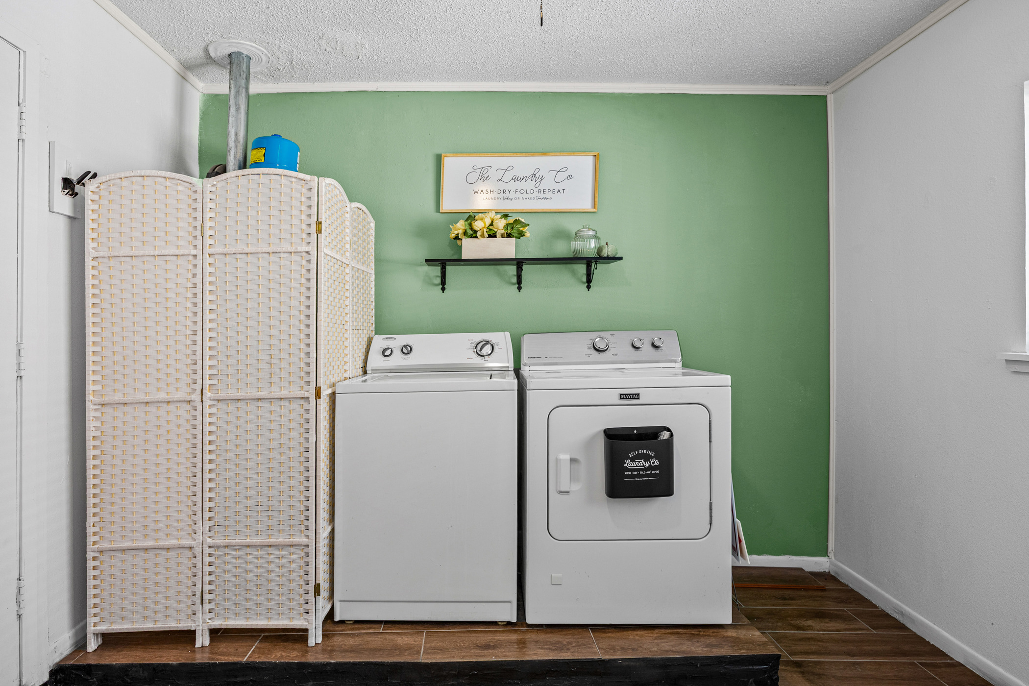 6010 Waycross Drive Austin, TX 78745 - Photo 12 of 22 a utility room with dryer and washer