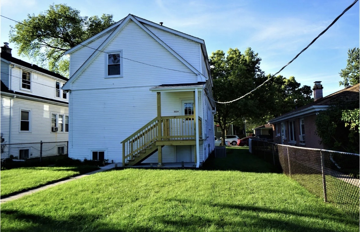 2224 Foster Street, Unit 1 Evanston, IL 60201 - Photo 15 of 17