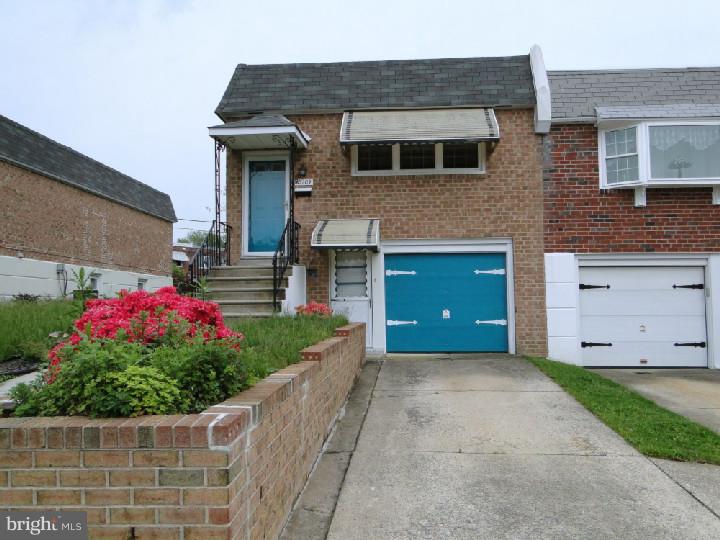 10209 West Keswick Road Philadelphia, PA 19114 - Photo 1 of 16 Exterior Front