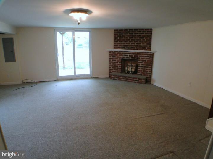 10209 West Keswick Road Philadelphia, PA 19114 - Photo 11 of 16 Basement - Finished
