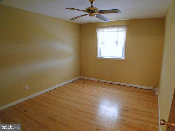 10209 West Keswick Road Philadelphia, PA 19114 - Photo 9 of 16 Bedroom - Main