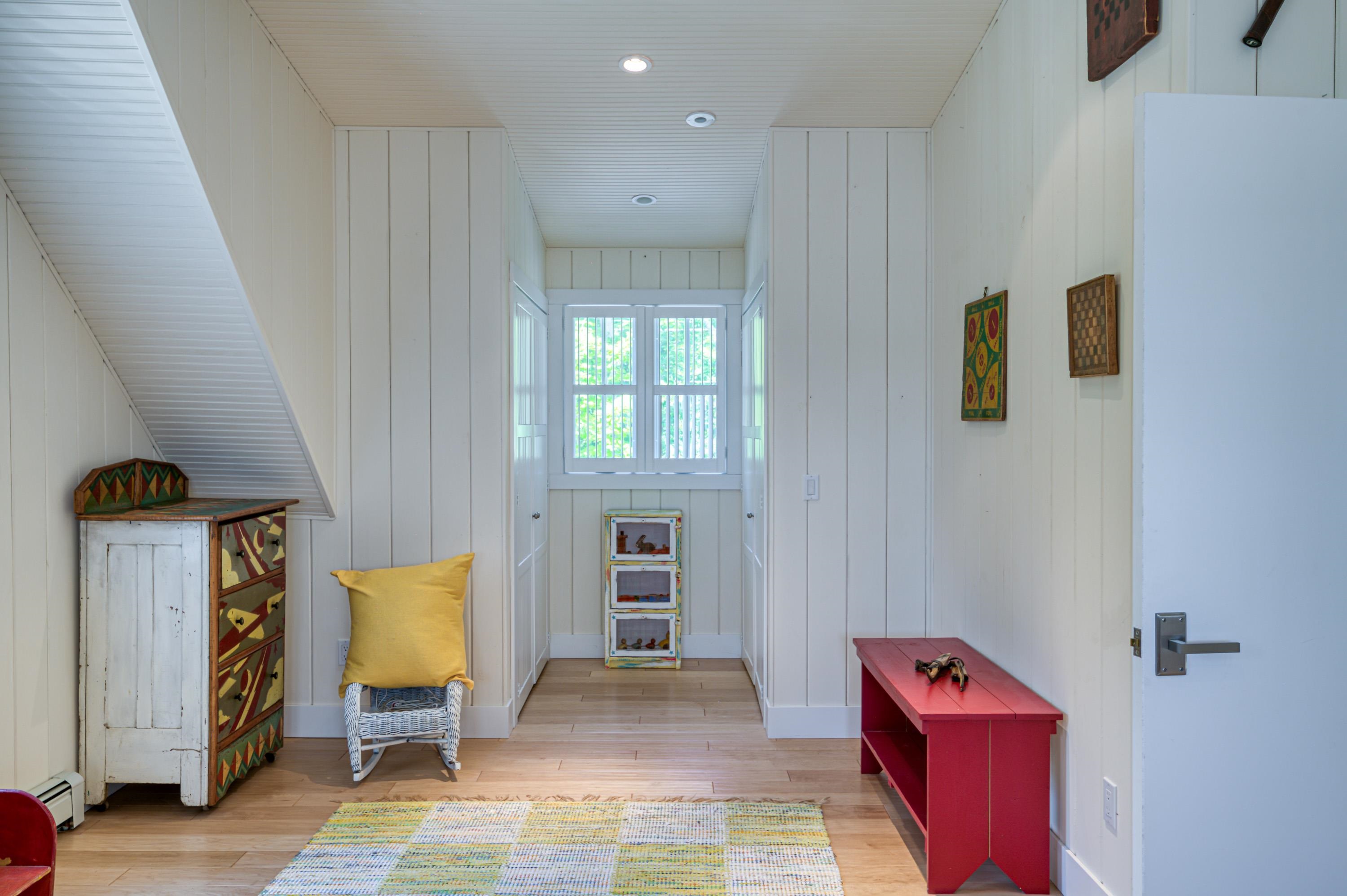 6298 East Shore Road Traverse City, MI 49686 - Photo 55 of 68 1911641-54.JPG