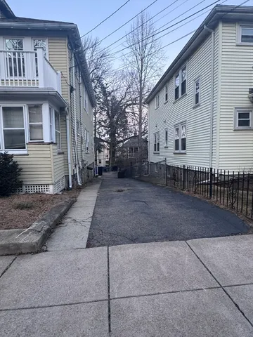 $2,700 | 35 Mendelssohn Street, Unit 2, Boston, MA 02131