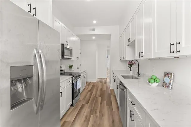 $2,200 | 2535 Amelia Street, New Orleans, LA 70115