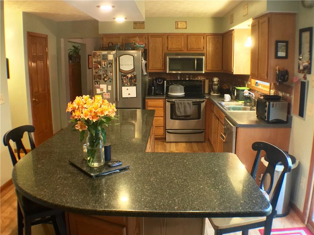 2737 Lawson Ridge Road Nashville, IN 47448 - Photo 5 of 10 Gallery Image 5