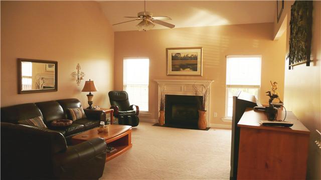 218 Ridgewater Way Mount Juliet, TN 37122 - Photo 7 of 20