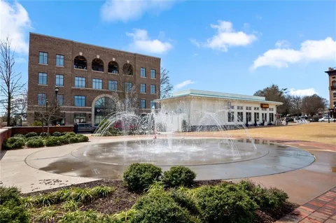 $995,000 | 140 N Bluff, Alpharetta, GA 30004
